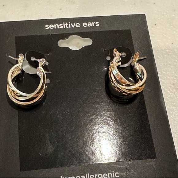 NWT 2 pairs Earrings- Sensitive Ears hoops silver & gold; Hannah silver dangles - Picture 5 of 8